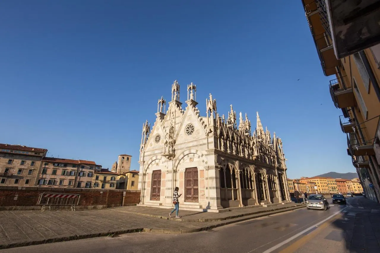 Apartment Aweshomeitaly - Lungarno Bellavista Penthouse Pisa Italy